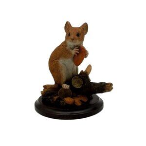 Country Artists WOODMOUSE and Acorns CA543 Figurine England Vintage Rustic
